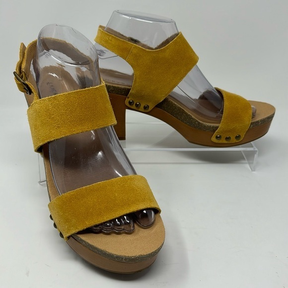 Brand New Lucky Brand Yellow Leather Heeled Sandals Size 85m39